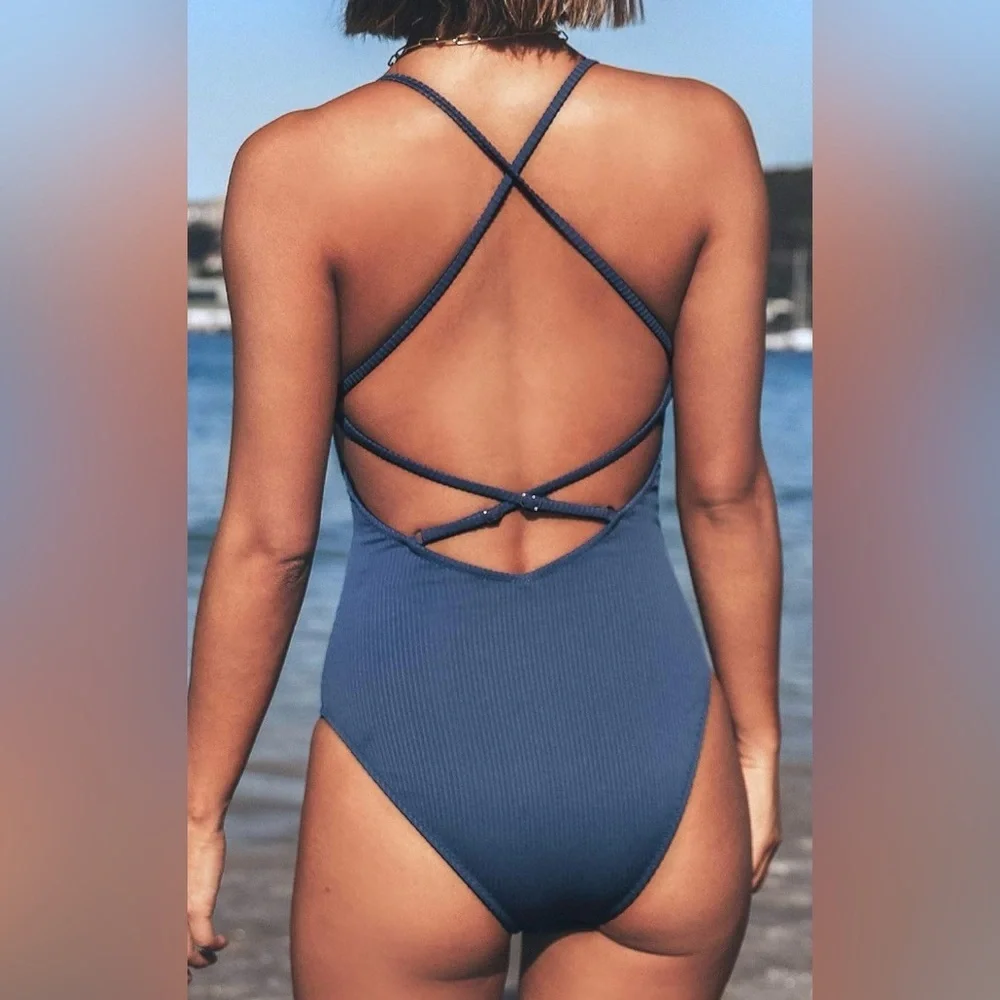 NWT CUPSHE Women's Solid Color V neck Lace Up One Piece Swimsuit Blue Size S - Picture 2 of 6